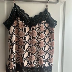 One time worn Vintage Havana shirt size Large.